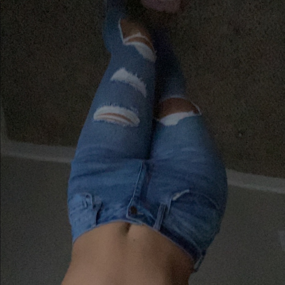 Cute Ripped Skinny Jeans